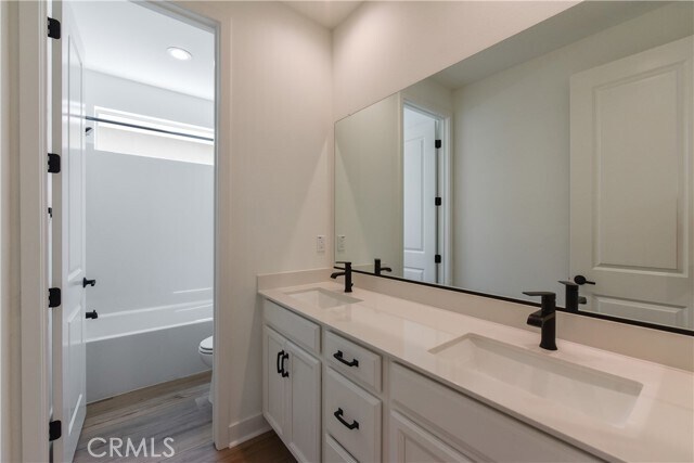 Building Photo - 162 Pattern