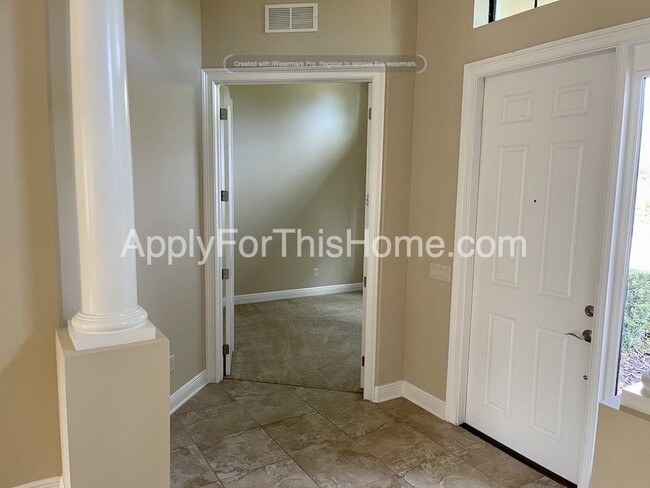 Building Photo - Single Family Dream Home in Gated Community