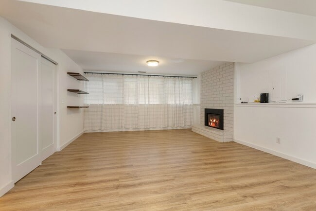 Building Photo - Newly Renovated Bothell Home Sitting on 1 Acre of Land!