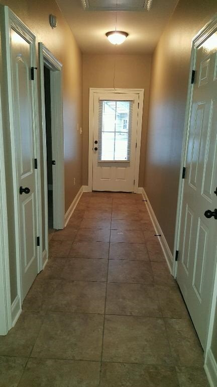 Building Photo - 11705 Burgess Ave