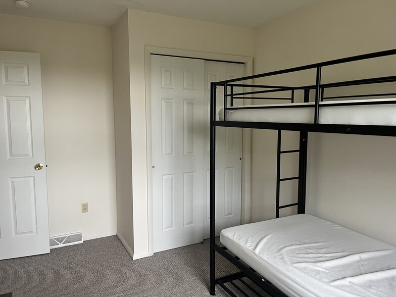 Building Photo - 3646 NY-145