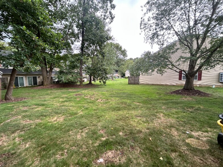 Building Photo - 279 Palombi Ct