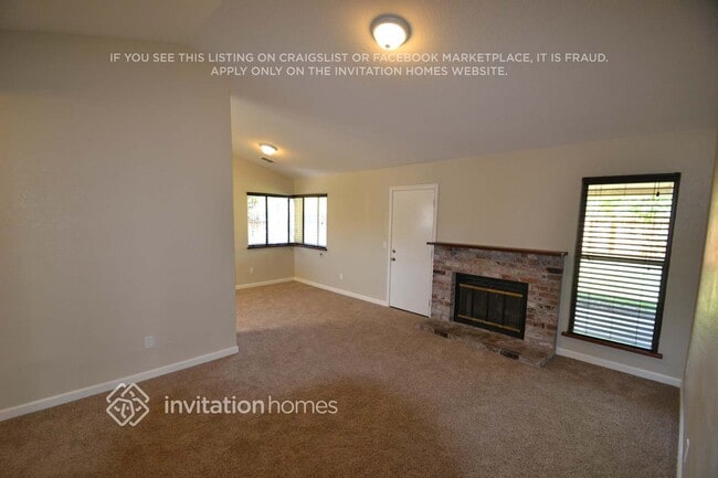 Building Photo - 15 Bishopgate Ct