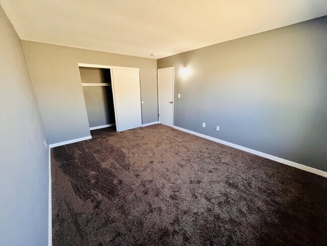 Building Photo - Two bedroom Home in South Joshua Tree