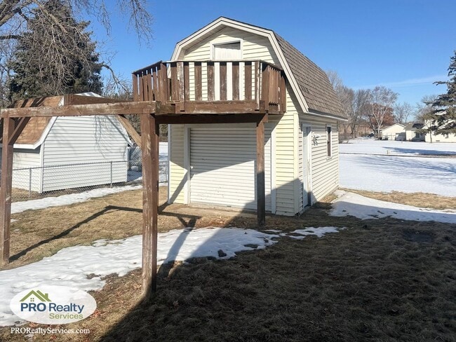 Building Photo - 3 Bedroom Home **Free February Rent with a February 2026 Move In**