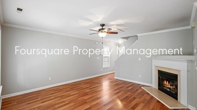 Building Photo - End Unit Townhome | Sunroom| Community Poo...