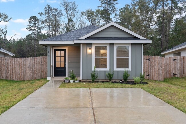 Building Photo - 12070 William Trails Cir