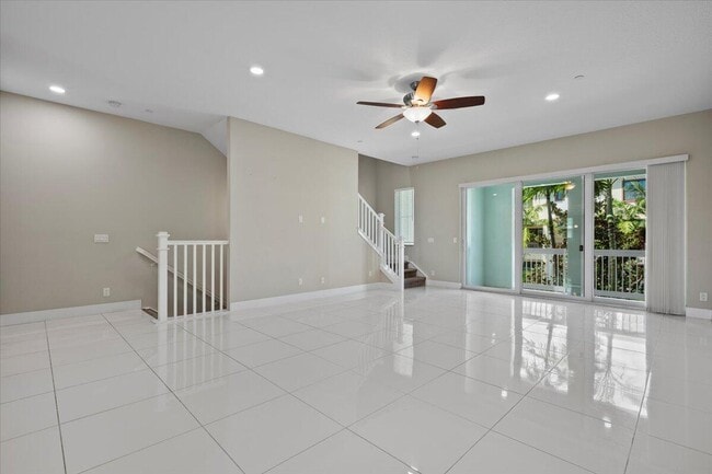 Building Photo - 7114 Edison Pl