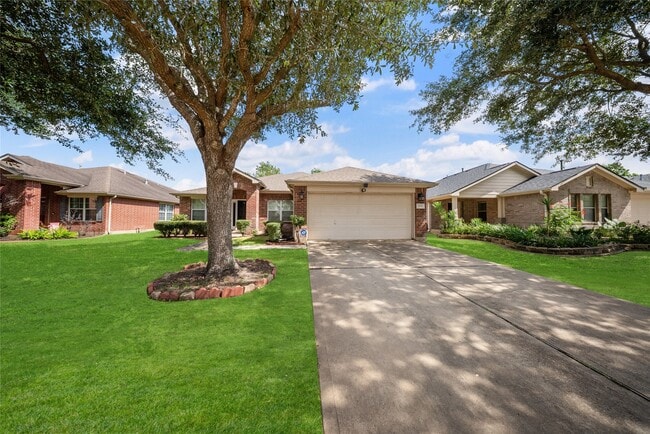 Primary Photo - 2219 Rocky Hollow Ln