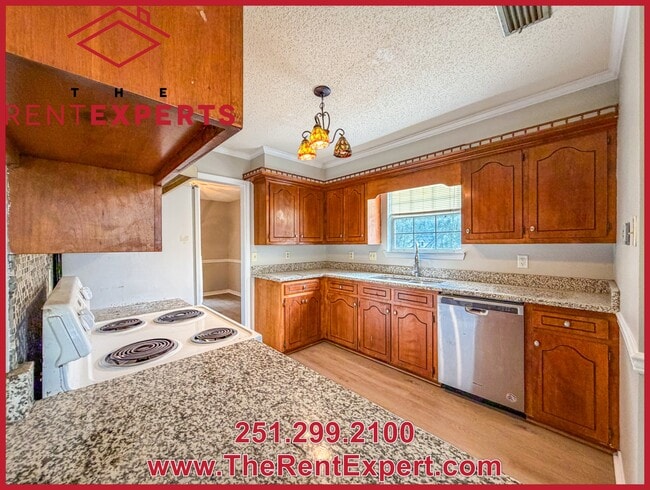 Building Photo - 3204 Wellborne Dr W