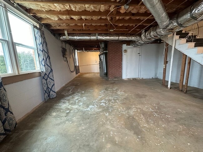 Building Photo - 3 Bed/2 Bath in Seneca, SC