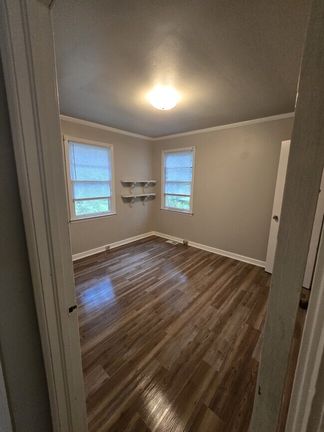 Building Photo - 2367 Danbury Dr