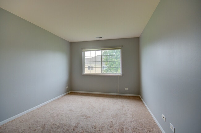 Building Photo - 3844 Munson St
