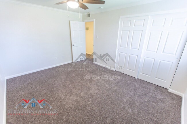 Building Photo - 8260 E Arabian Trl