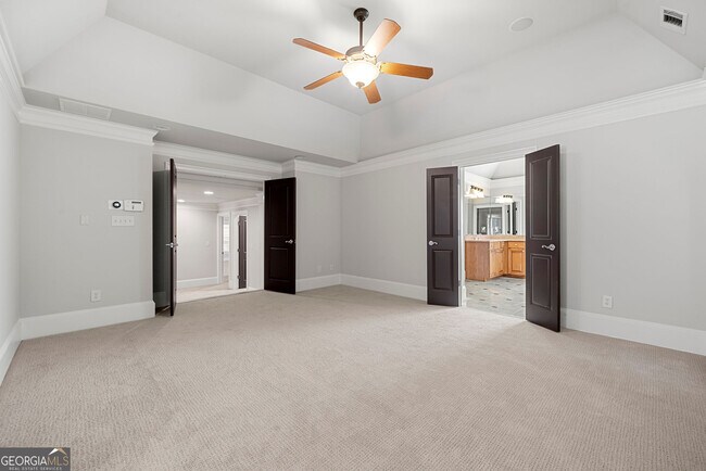 Building Photo - 2041 Mendenhall Cir