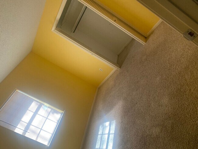 Building Photo - Perfect 3 bedroom 2 bathroom house located in Little Rock!