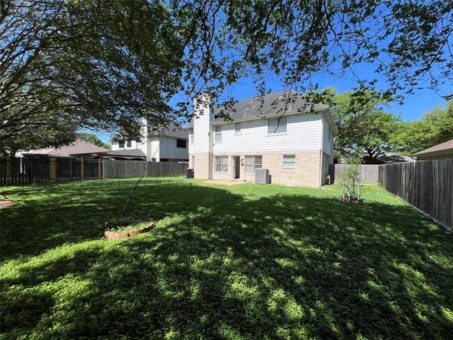 Building Photo - 8411 Tamayo Dr