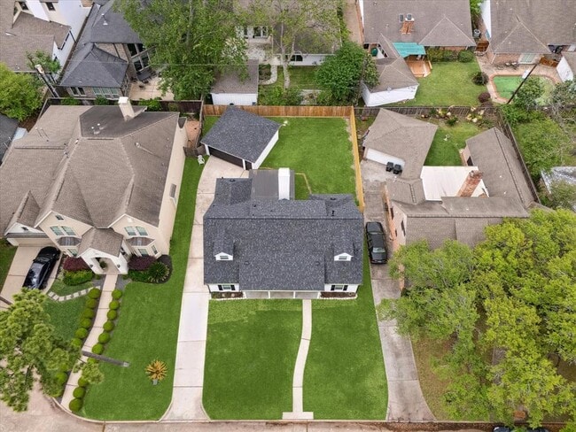 Building Photo - 12510 Barryknoll Ln