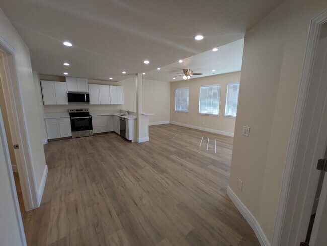 Building Photo - 5145 Mile High Cir