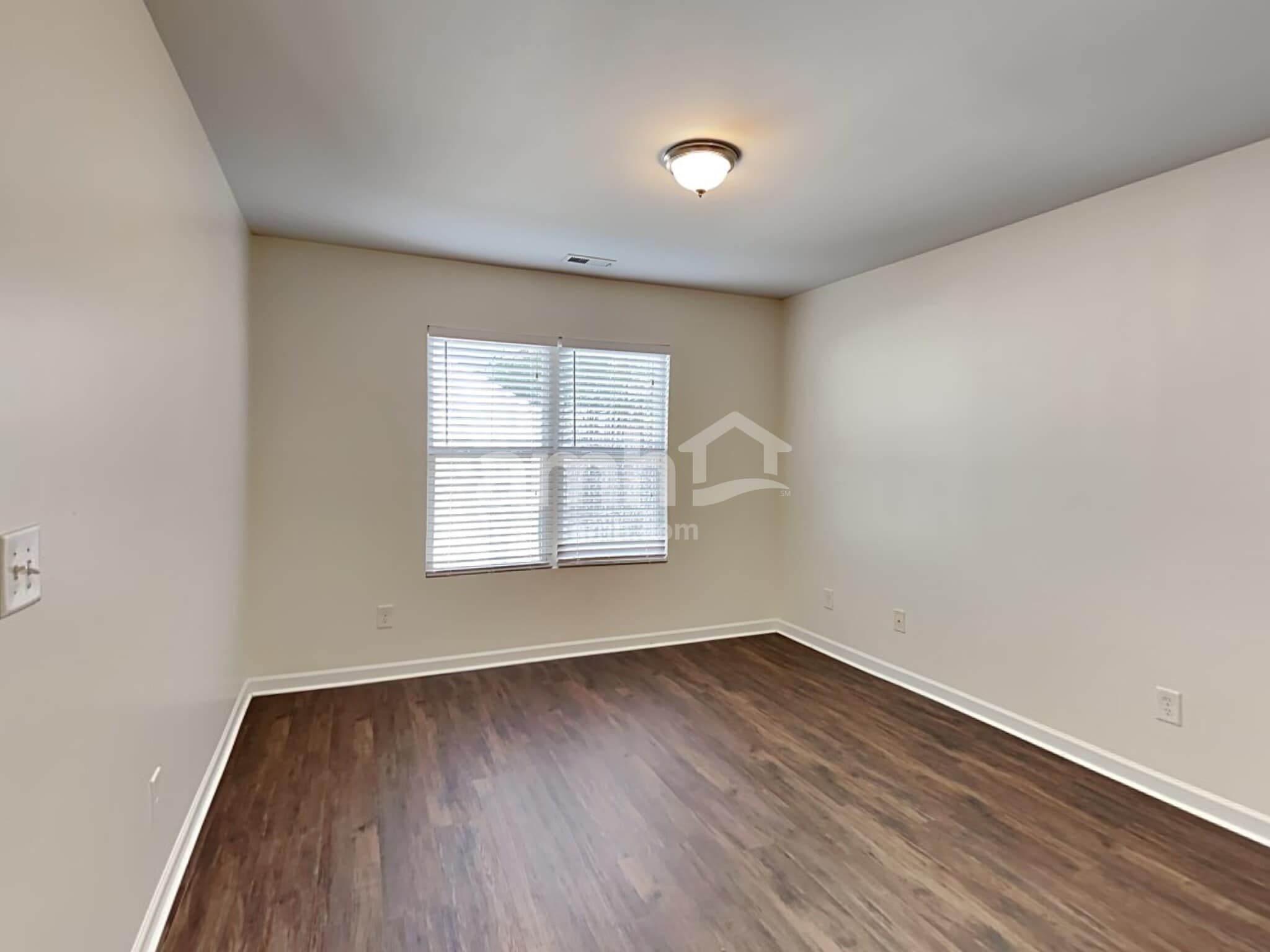 Building Photo - 250 Farrington Dr