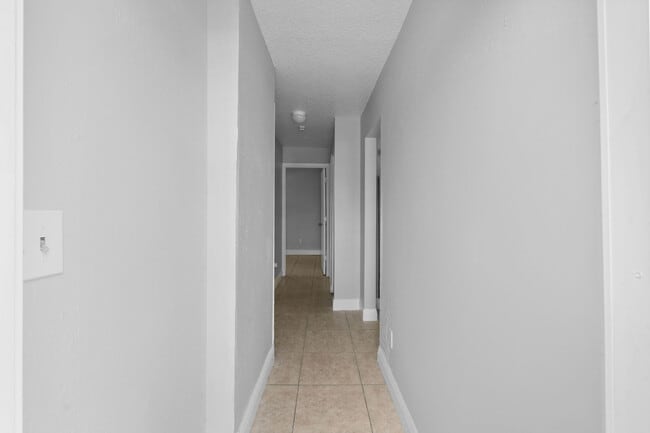 Building Photo - 3721 Henry Ave