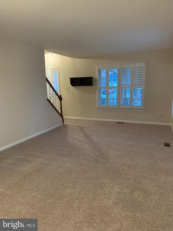 Building Photo - 5606 Light Infantry Dr