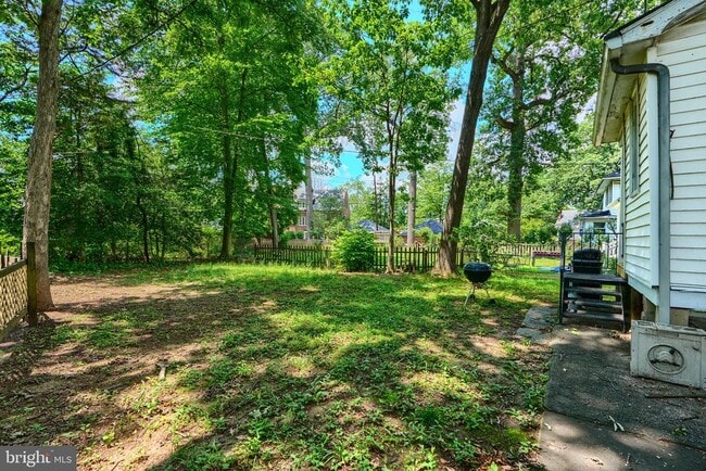 Building Photo - 720 Dryden Dr