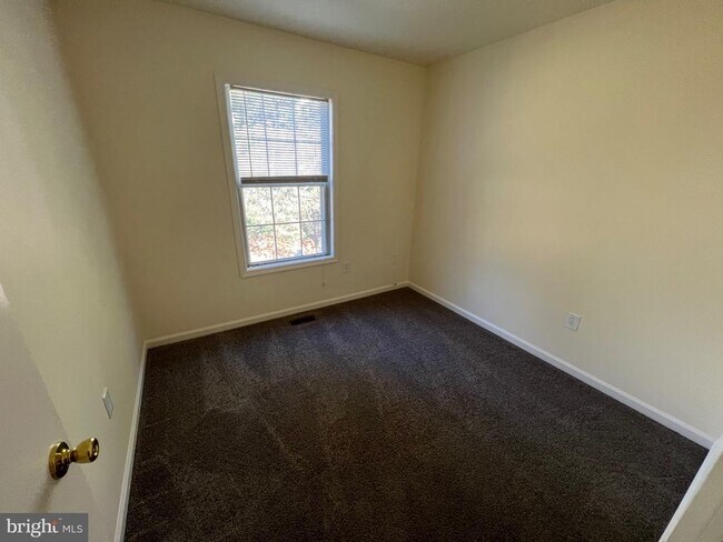 Building Photo - 11541 Brundidge Terrace