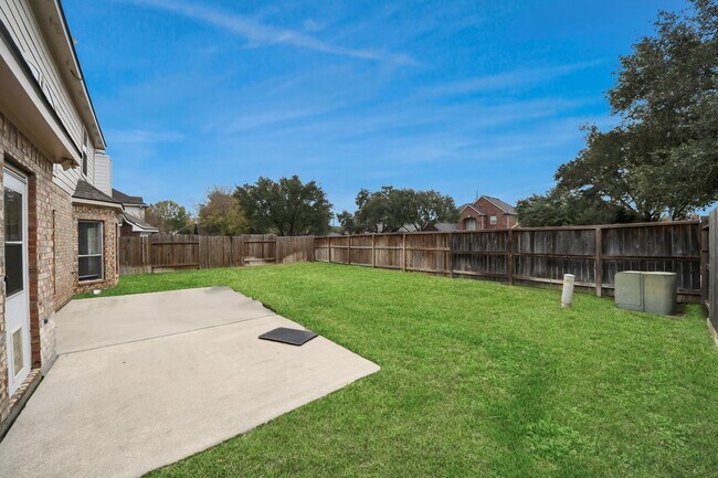 Building Photo - 23906 Indian Crest Ct