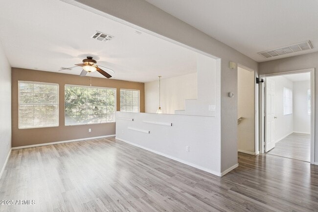 Building Photo - 17606 N 17th Pl