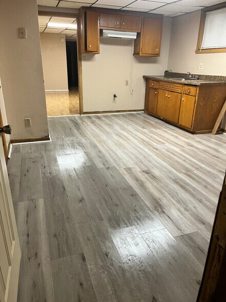 Primary Photo - 1327 S 21st St