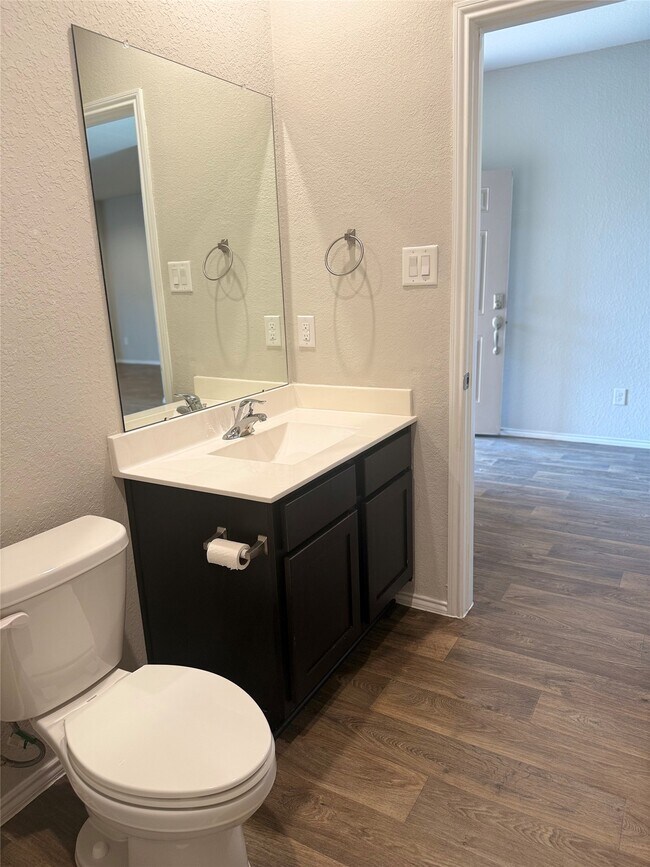 Building Photo - 15310 Dinnet Berm Dr