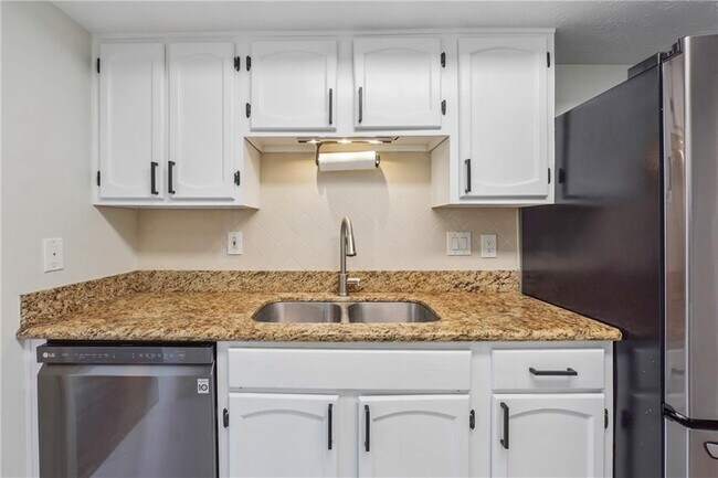Building Photo - 4105 Canyon Point Cir