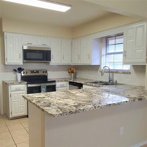 Building Photo - 3965 Llano Dr