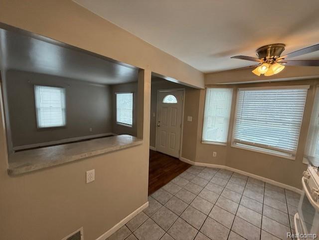 Building Photo - 1421 E 14 Mile Rd