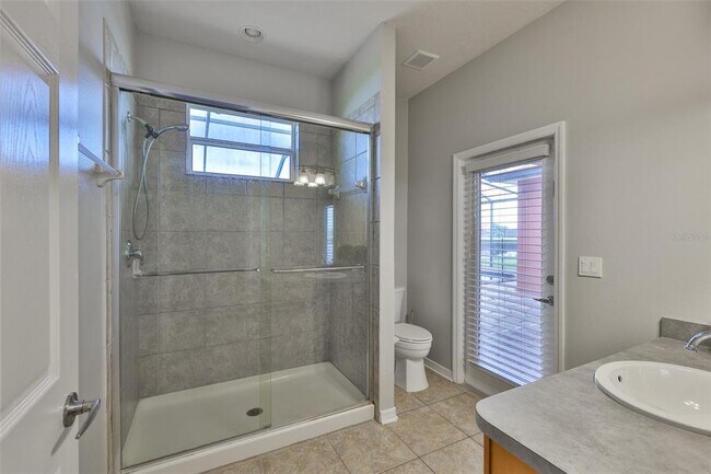 Building Photo - 813 Seminole Sky Dr