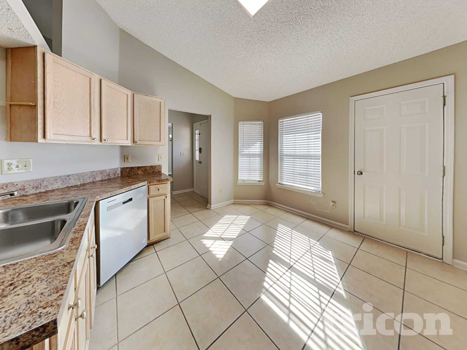 Building Photo - 8755 Tidewood Ct