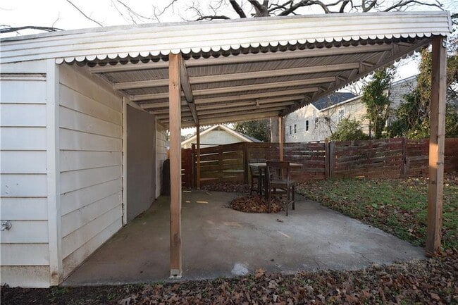 Building Photo - 3116 Jackson St