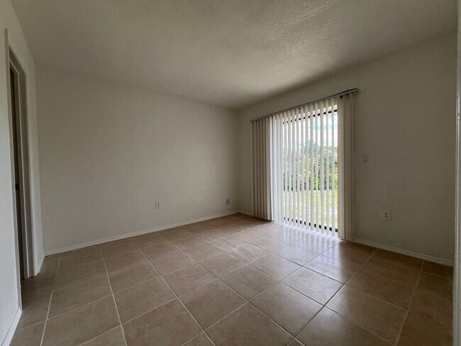 Building Photo - $1,650 ** ANNUAL ** Available 5/1/26 - Newly Renovated ** 3/2 Single Family Home (Deep Creek)