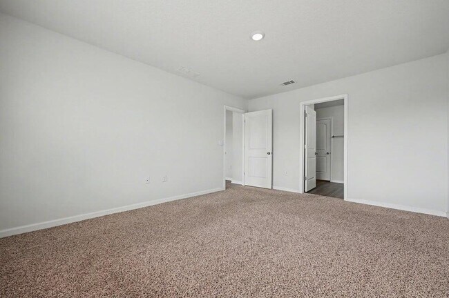 Building Photo - 3277 Chapelwood Dr