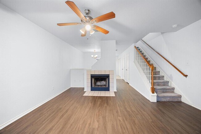 Building Photo - 11901 Swearingen Dr