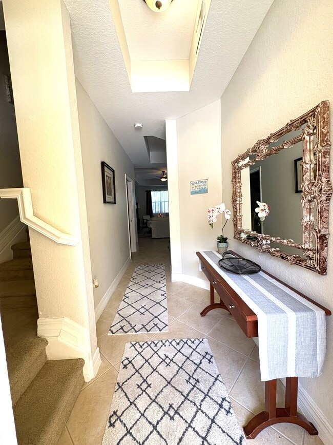Building Photo - 16098 Via Solera Cir