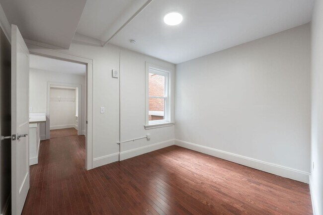Building Photo - Coming Soon: 2BR Apartment – ETA 10/1/25