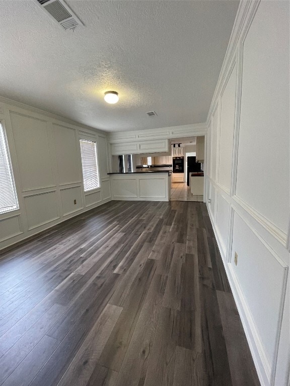 Building Photo - 827 Booth St