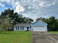 Building Photo - 108 Brass Oak Dr