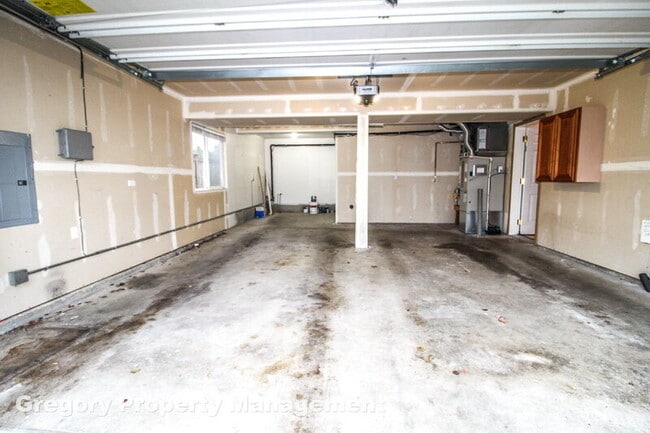 Building Photo - 13609 46th Ave SE