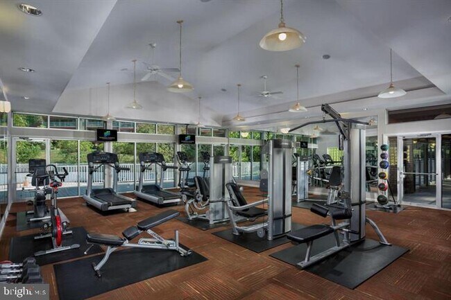 Building Photo - 6001 Hunt Ridge Rd