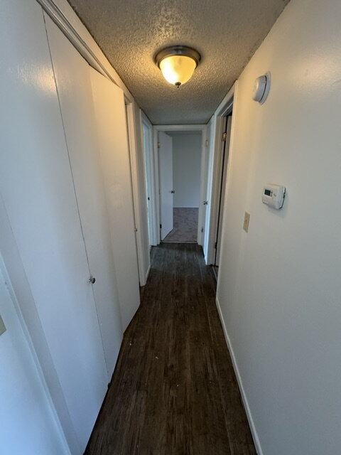 Building Photo - Come see this cozy 2 Bedroom, 1 Bathroom Upstairs Apartment!
