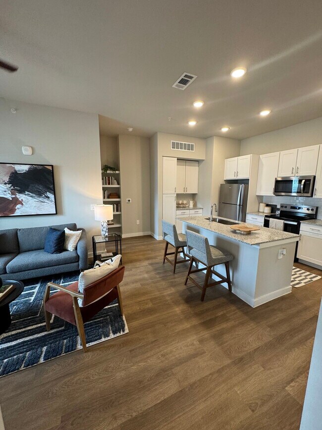 Building Photo - 3601 James Pitts Dr