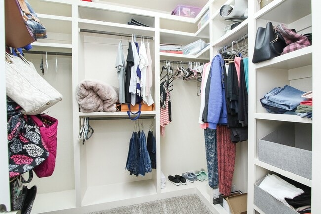 Building Photo - 13627 Tangle Branch Dr